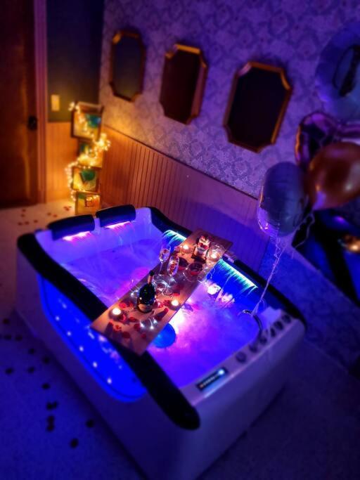 Royal Room Jacuzzi Haut De Gamme Centre Ville Mulhouse Exteriör bild